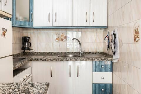 Apartamento Playa Maria Con Parking 丰希罗拉 外观 照片
